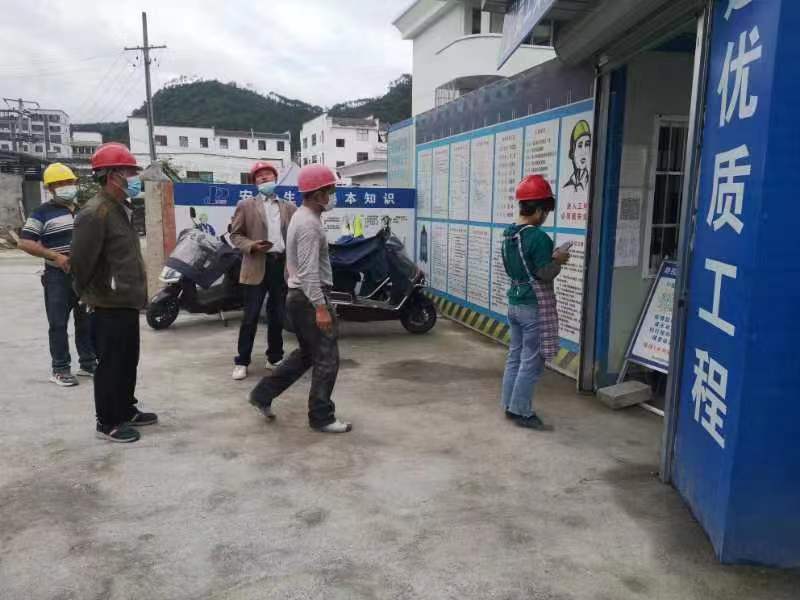 屯溪城建投公司多措并舉，筑牢建筑工地“防疫墻”